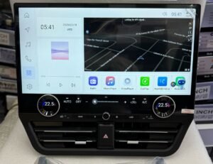 Land Cruiser GXR Screen